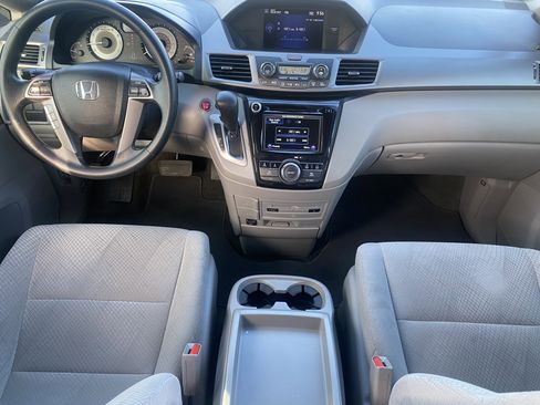 Used 2016 Honda Odyssey SE image 20