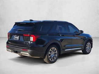 New 2026 Ford Explorer Platinum video 2