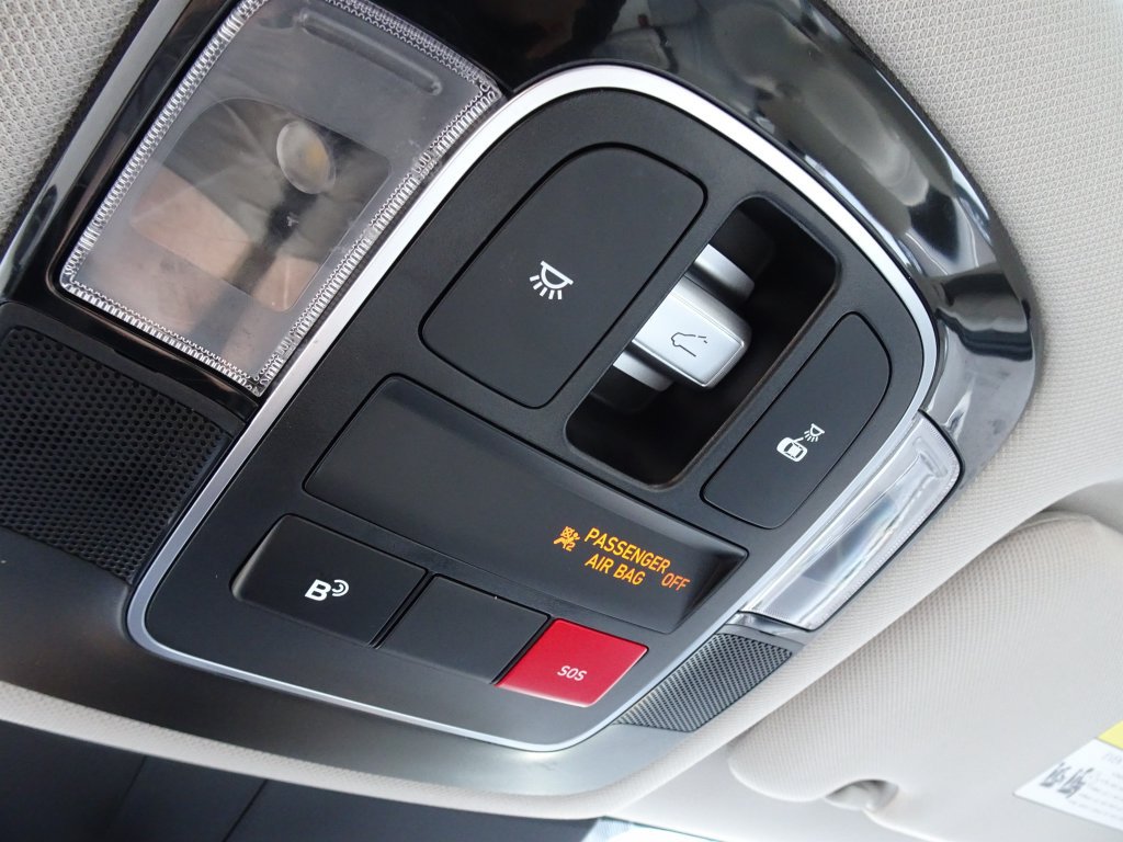 Used 2024 Hyundai Sonata SEL w/ Convenience Package FWD image 24