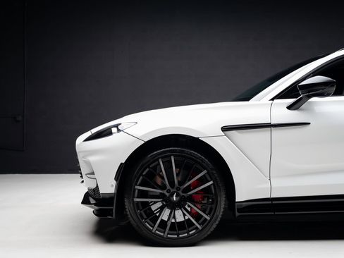 Used 2023 Aston Martin DBX 707 AWD/4WD image 18