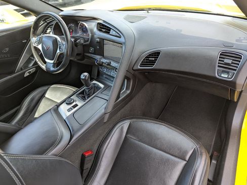 Used 2015 Chevrolet Corvette Stingray Convertible w/ 2LT Preferred Equipment Group RWD image 33