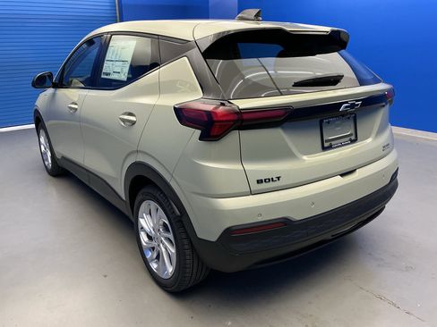 New 2027 Chevrolet Bolt LT FWD image 5