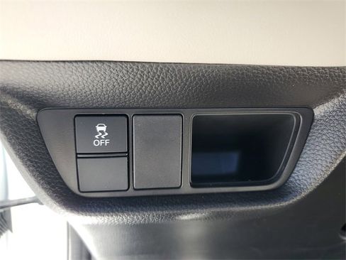 Used 2025 Honda HR-V LX image 11