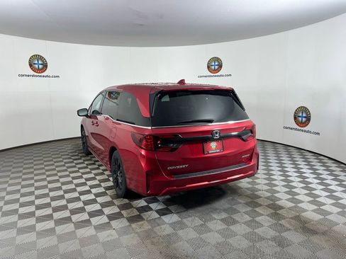 Used 2025 Honda Odyssey Sport-L image 19