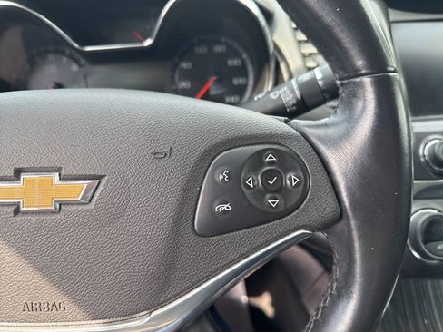 Used 2017 Chevrolet Impala Premier FWD image 29