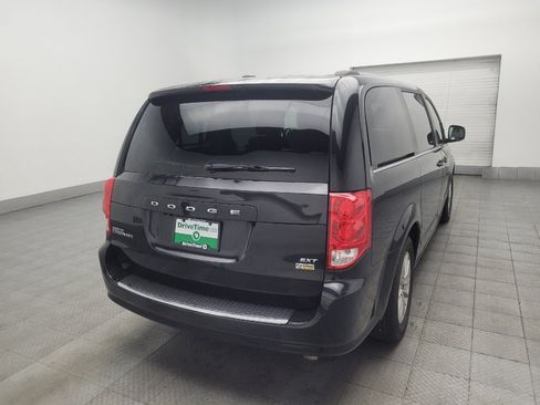Used 2019 Dodge Grand Caravan SXT FWD image 9