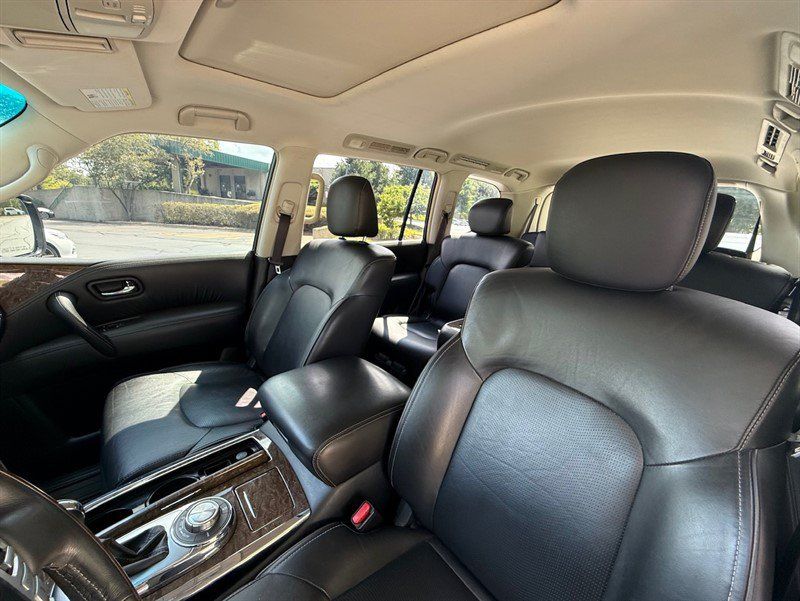 Used 2016 INFINITI QX80 4WD w/ Driver's Assistance Package image 12