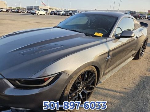 Used 2016 Ford Mustang GT RWD image 10