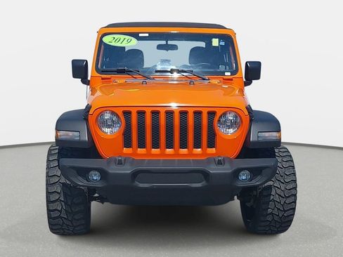 Used 2019 Jeep Wrangler Sport AWD/4WD image 2