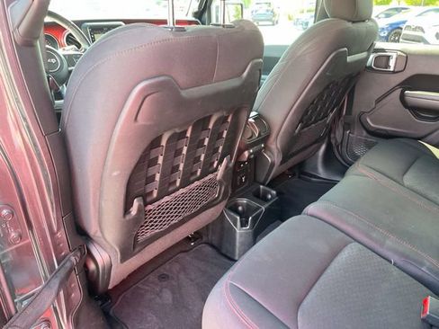 Used 2021 Jeep Wrangler Unlimited Rubicon AWD/4WD image 21