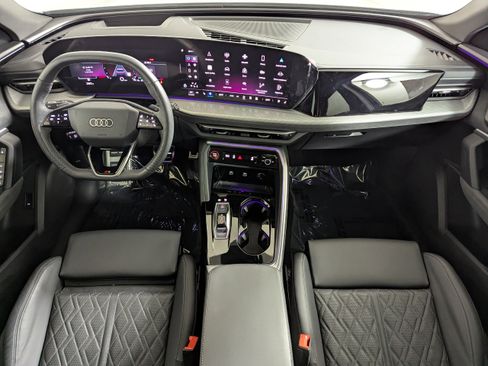 Certified 2025 Audi SQ5 Premium Plus image 10