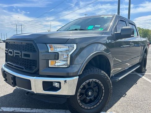 Used 2016 Ford F150 Lariat w/ Equipment Group 501A Mid AWD/4WD image 2