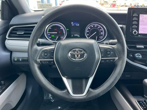 Used 2021 Toyota Camry LE image 22