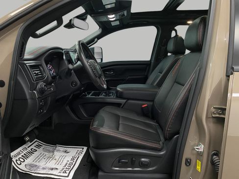 Used 2021 Nissan Titan PRO-4X w/ Pro-4x Convenience Package AWD/4WD image 34
