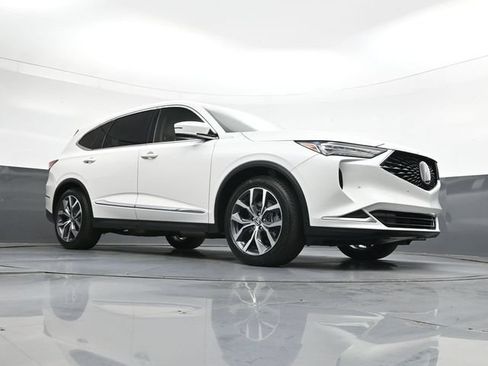 Used 2023 Acura MDX FWD w/ Technology Package image 32