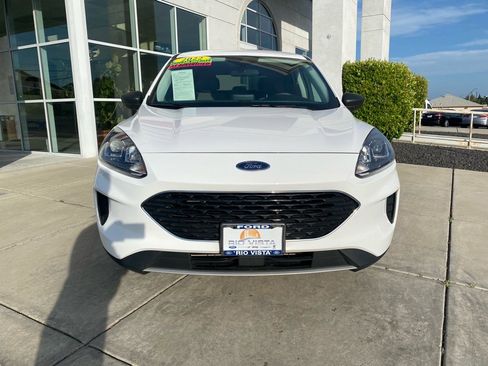 Used 2022 Ford Escape SE image 14