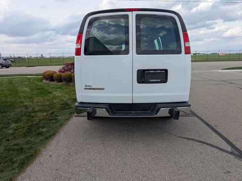 Used 2024 Chevrolet Express 2500 w/ Driver Convenience Package image 8