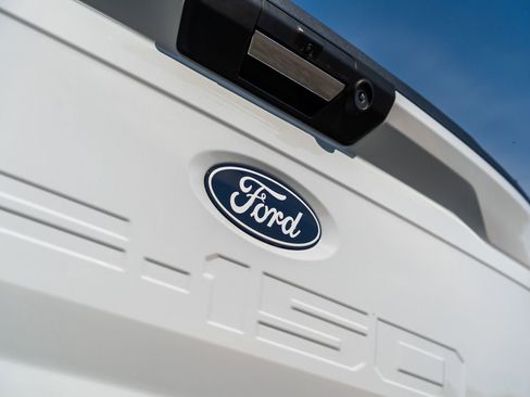 Certified 2024 Ford F150 XLT w/ Tow/Haul Package AWD/4WD image 19