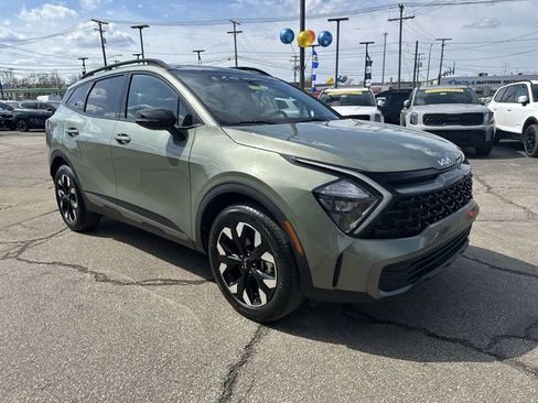 Certified 2023 Kia Sportage X-Line w/ X-Line Premium Package image 11