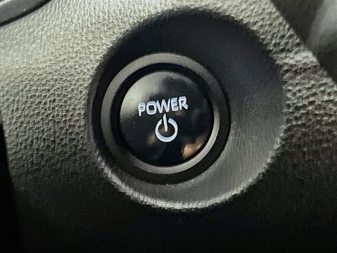 Used 2024 Toyota Corolla Cross AWD Hybrid image 23