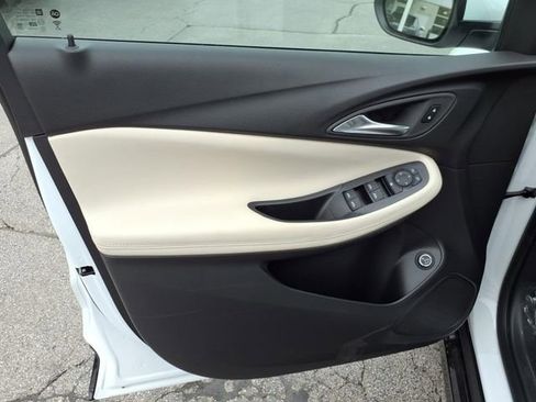 Used 2025 Buick Encore GX Sport Touring w/ Comfort Package image 28