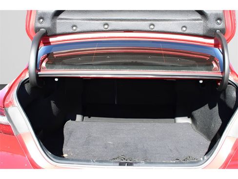 Used 2024 Toyota Camry XLE image 10