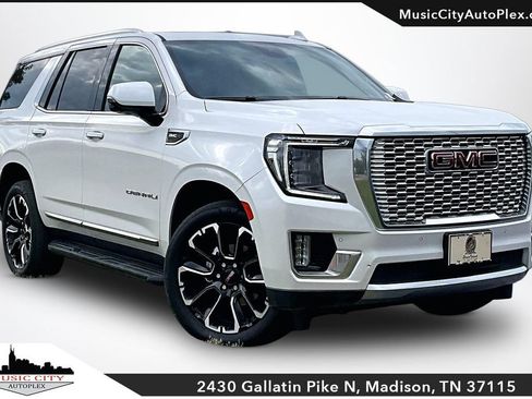 Used 2023 GMC Yukon Denali AWD/4WD image 1