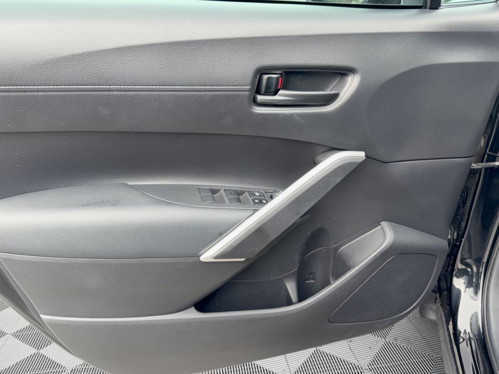 Certified 2024 Toyota Corolla Cross LE w/ Moonroof Package FWD image 14