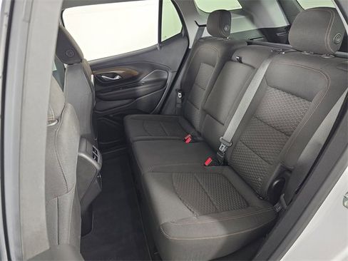 Used 2018 GMC Terrain SLE image 18