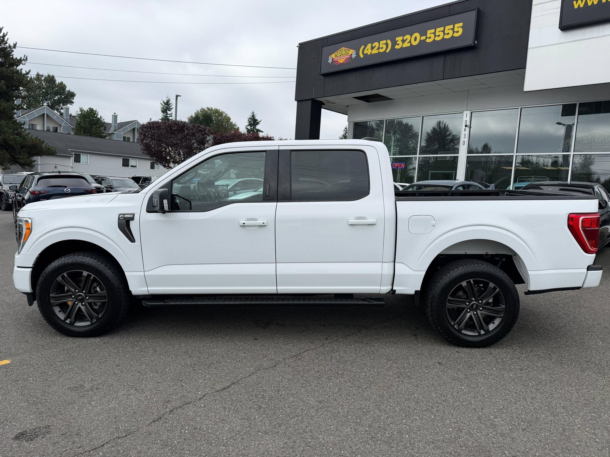 Used 2022 Ford F150 XLT w/ Equipment Group 302A High AWD/4WD image 2