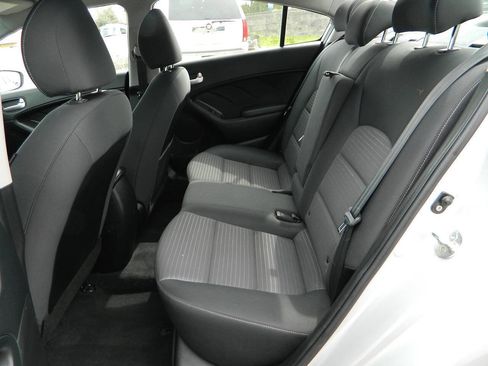 Used 2018 Kia Forte LX w/ LX Popular Package image 14