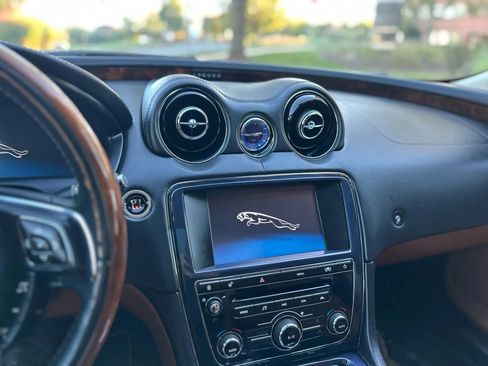 Used 2011 Jaguar XJ L Supercharged image 55