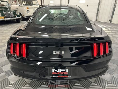Used 2017 Ford Mustang GT w/ GT Performance Package image 9