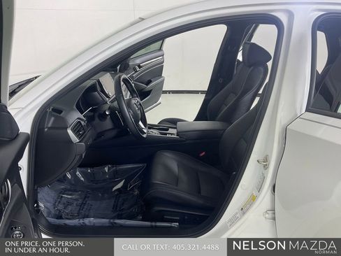 Used 2019 Honda Accord Sport image 12