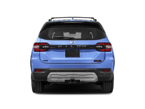 Certified 2023 Honda Pilot TrailSport image 5