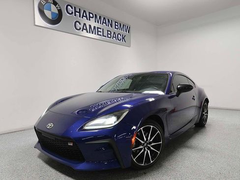 Used 2023 Toyota GR86 w/ ALL Weather Mat Package (TMS) RWD image 1