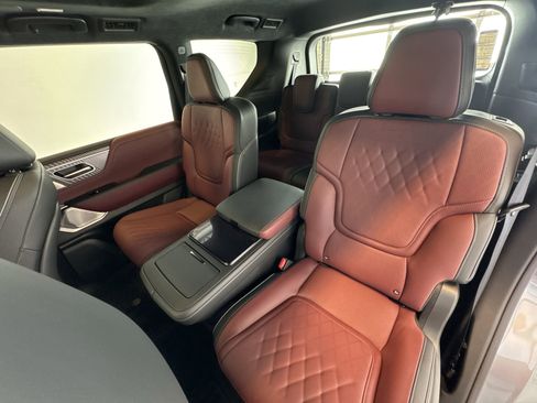 New 2026 INFINITI QX80 Autograph image 23