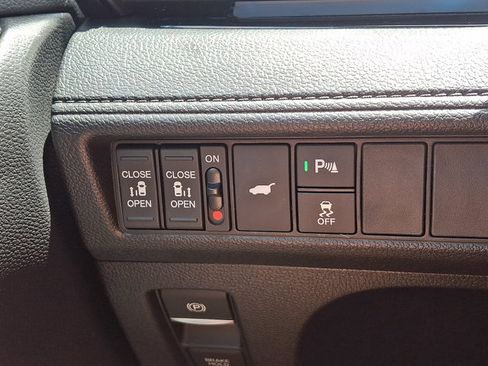 Certified 2026 Honda Odyssey Elite image 29