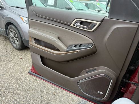 Used 2018 GMC Yukon Denali w/ Denali Ultimate Package image 20