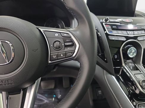 Used 2025 Acura RDX SH-AWD w/ Technology Package image 18