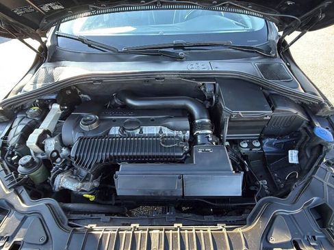 Used 2016 Volvo V60 T5 Platinum AWD/4WD image 18