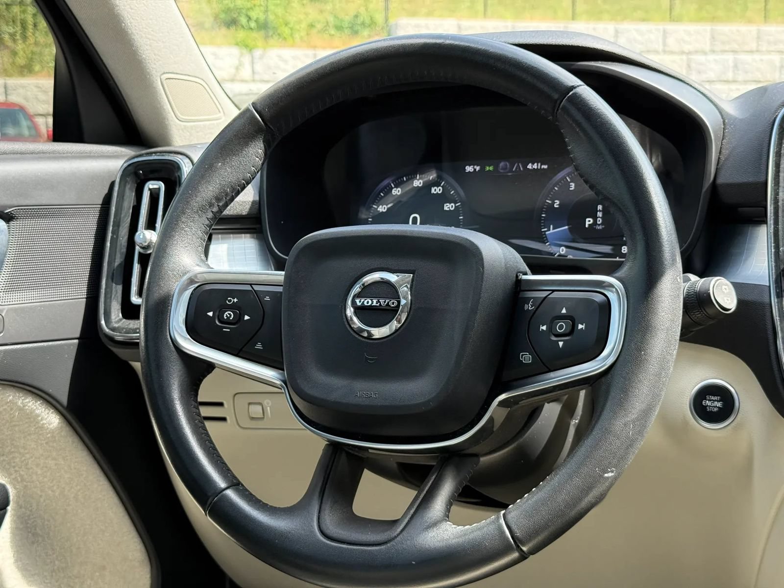 Used 2019 Volvo XC40 T5 Momentum AWD/4WD image 20