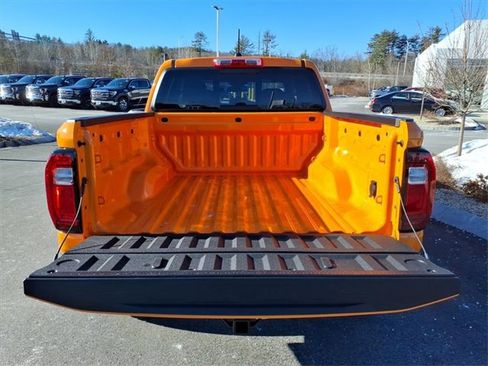 New 2026 GMC Canyon AT4 w/ Nightfall Essentials Package image 7