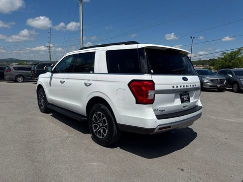 Used 2024 Ford Expedition XLT RWD image 5
