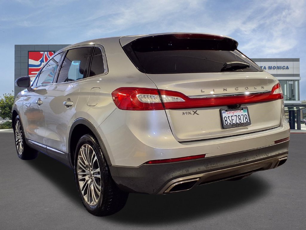 Used 2018 Lincoln MKX Reserve FWD image 3