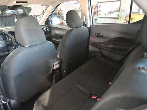 Used 2024 Nissan Kicks S image 11