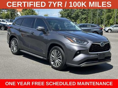 Used 2022 Toyota Highlander Platinum