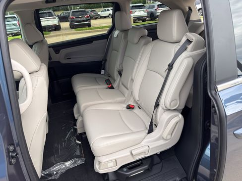 New 2026 Honda Odyssey EX-L image 16