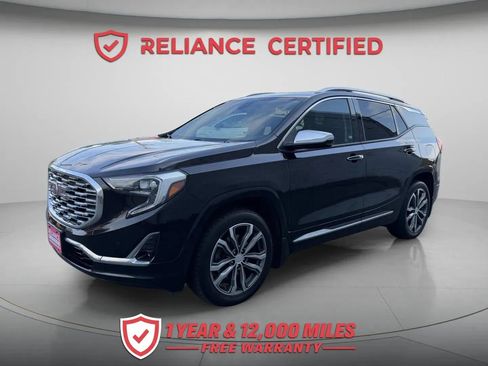 Used 2018 GMC Terrain Denali w/ Advanced Safety Package AWD/4WD image 2