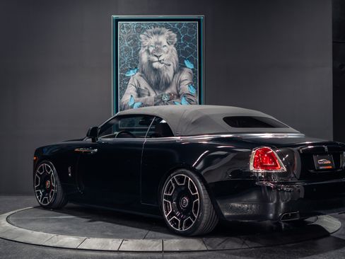 Used 2018 Rolls-Royce Dawn RWD image 37